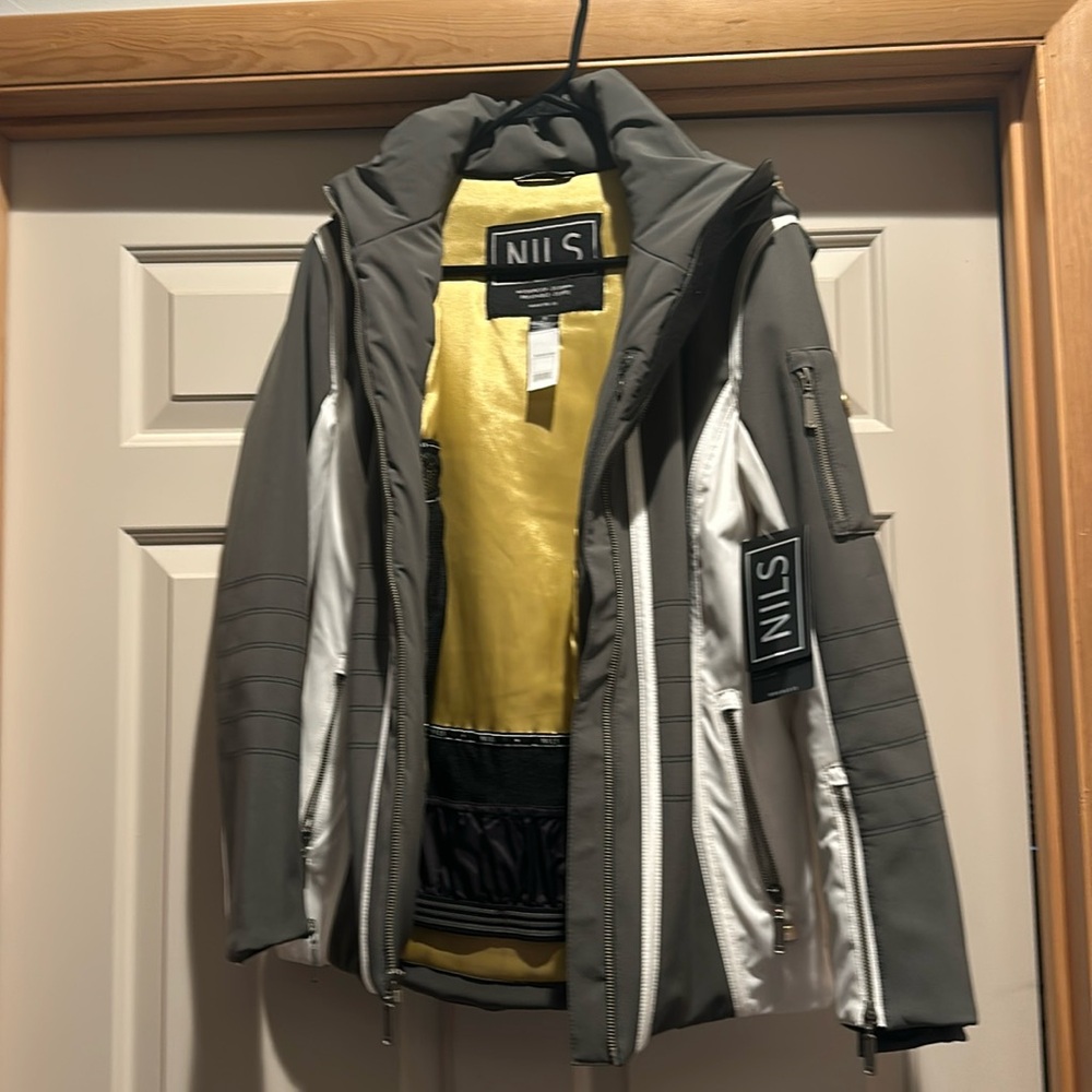 Brand new Nils ski jacket